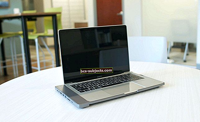 Jsou volné porty USB-C vašeho MacBooku?